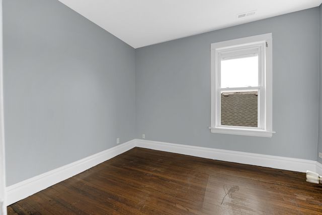 7227 S Michigan Avenue, Chicago, IL 60619