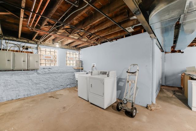 7227 S Michigan Avenue, Chicago, IL 60619