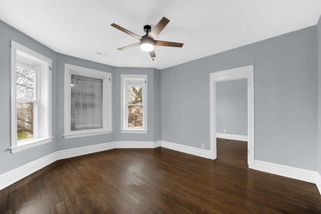 7227 S Michigan Avenue, Chicago, IL 60619