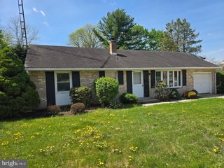 160 EARLY AVENUE, Gettysburg, PA 17325