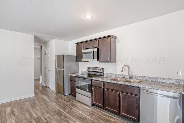 1421 NW 16th Avenue, Amarillo, TX 79107