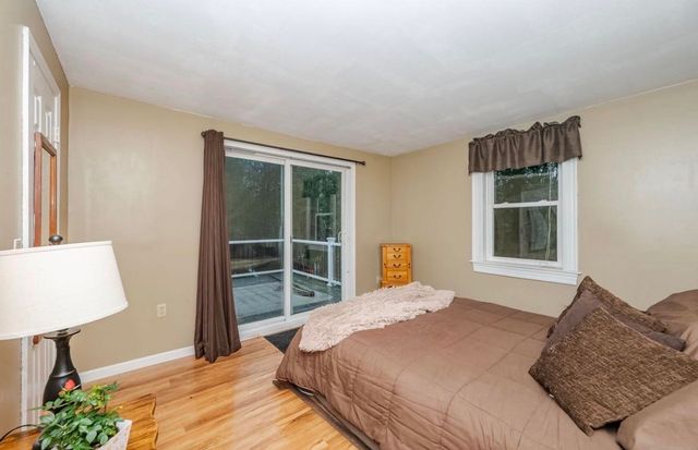 392 Whittier Drive, Fremont, NH 03044