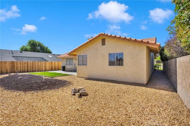 17810 Granada Drive, Victorville, CA 92395