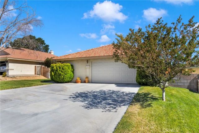 17810 Granada Drive, Victorville, CA 92395