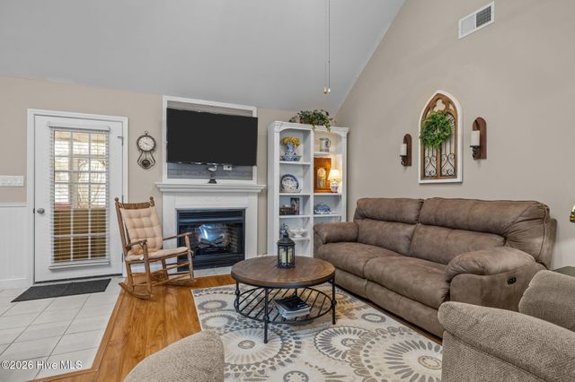 611 Flybridge Lane, Beaufort, NC 28516