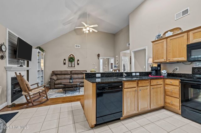 611 Flybridge Lane, Beaufort, NC 28516