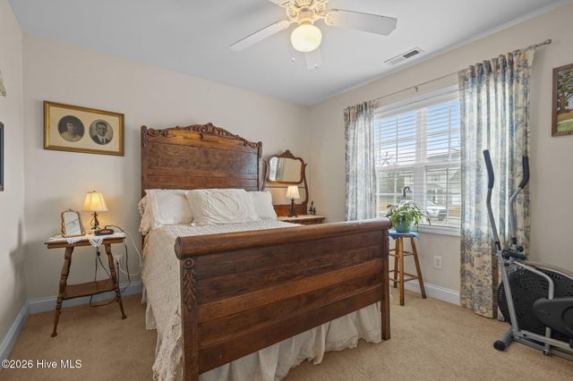 611 Flybridge Lane, Beaufort, NC 28516