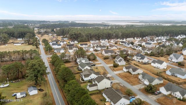 611 Flybridge Lane, Beaufort, NC 28516