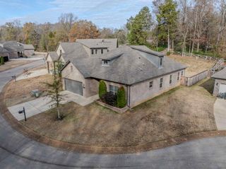 8820 KINDER MILL CV, Bartlett, TN 38002