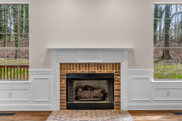 1436 Cambridge Point Drive, Hixson, TN 37343