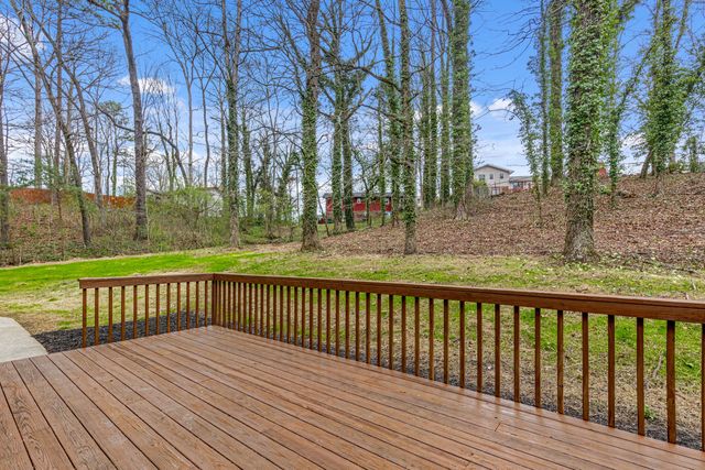 1436 Cambridge Point Drive, Hixson, TN 37343