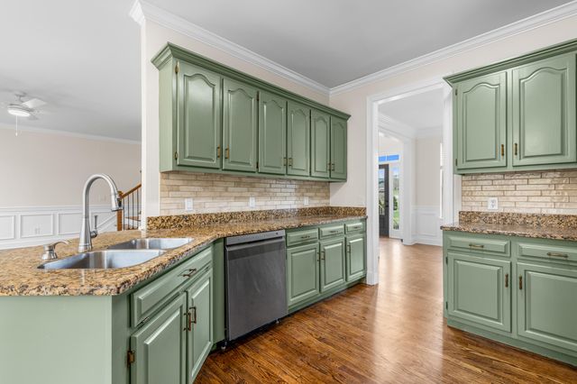 1436 Cambridge Point Drive, Hixson, TN 37343