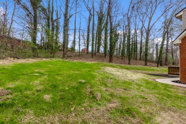 1436 Cambridge Point Drive, Hixson, TN 37343
