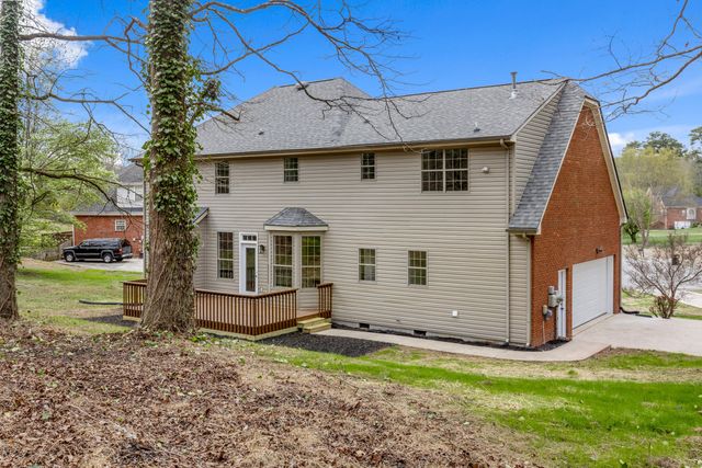 1436 Cambridge Point Drive, Hixson, TN 37343