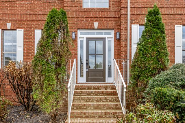 1436 Cambridge Point Drive, Hixson, TN 37343