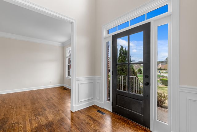 1436 Cambridge Point Drive, Hixson, TN 37343