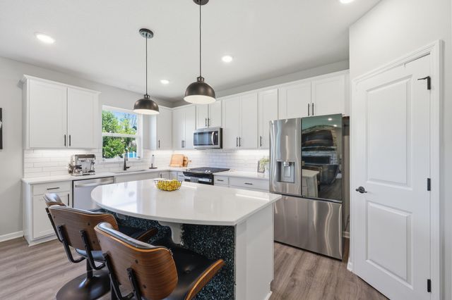 4886 Obsidian Way, Victoria, MN 55386