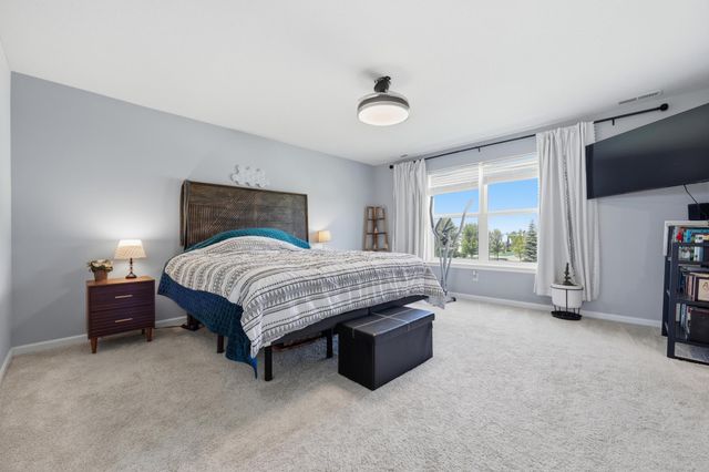 4886 Obsidian Way, Victoria, MN 55386