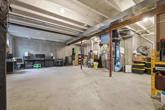 4886 Obsidian Way, Victoria, MN 55386
