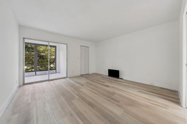 3201 Portofino Point D3, Coconut Creek, FL 33066