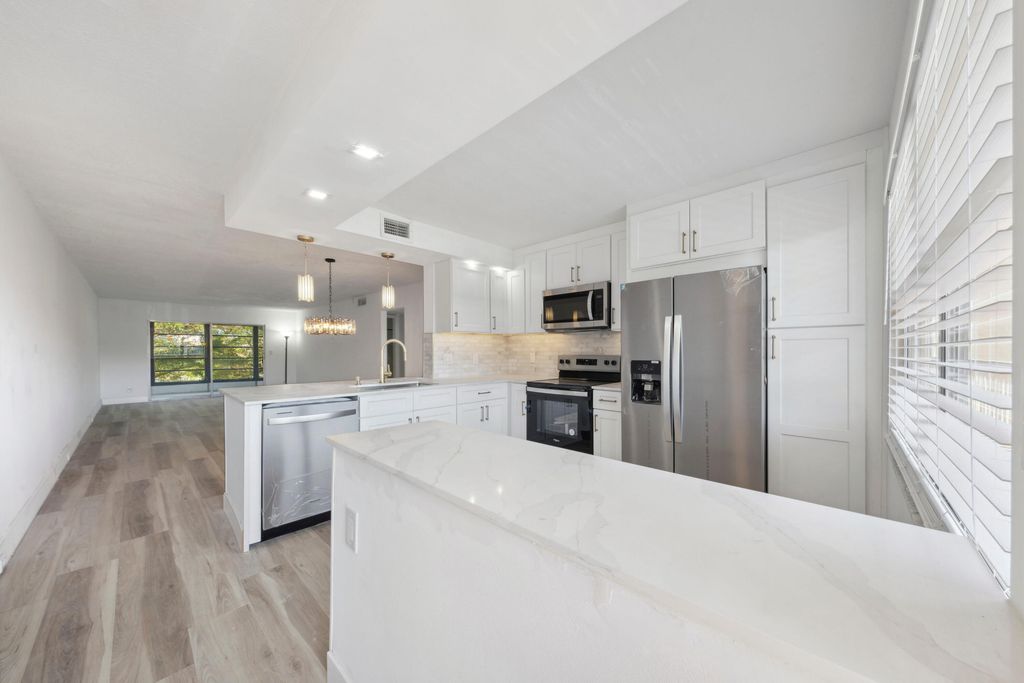 3201 Portofino Point D3, Coconut Creek, FL 33066