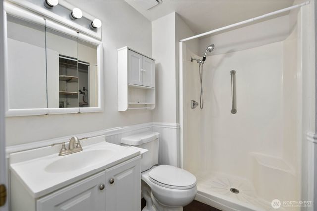 90 E Lakeland Way, Allyn, WA 98524