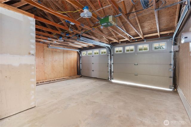 90 E Lakeland Way, Allyn, WA 98524