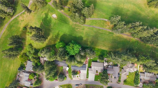 90 E Lakeland Way, Allyn, WA 98524