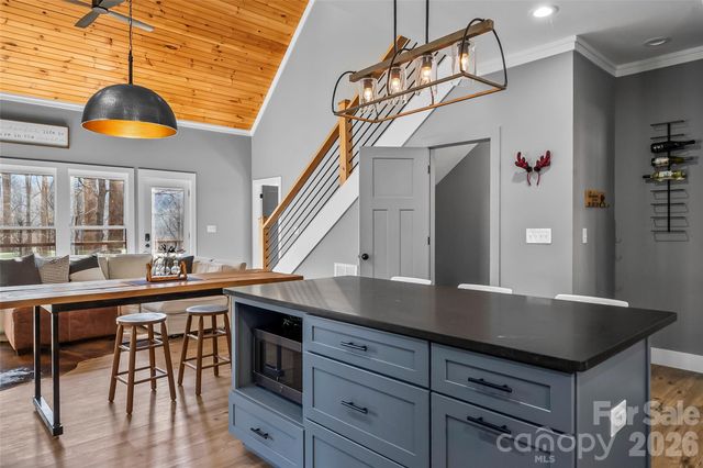 43 Clinchfield Gap Road, Marion, NC 28752