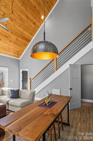 43 Clinchfield Gap Road, Marion, NC 28752