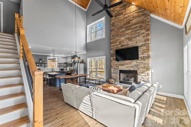 43 Clinchfield Gap Road, Marion, NC 28752