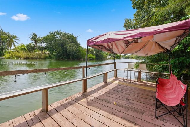 4621 SW 31st Dr, West Park, FL 33023