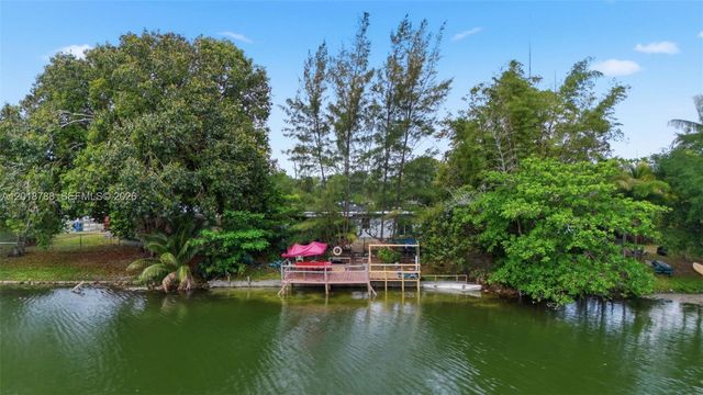 4621 SW 31st Dr, West Park, FL 33023