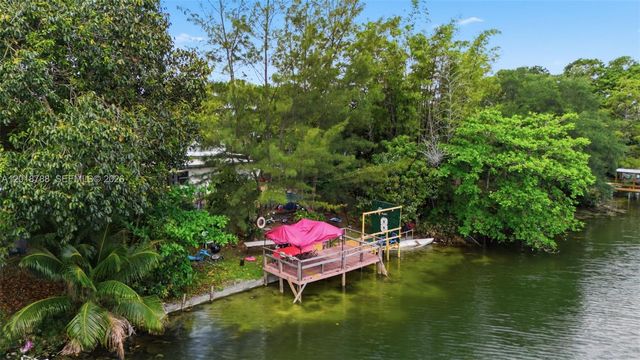 4621 SW 31st Dr, West Park, FL 33023