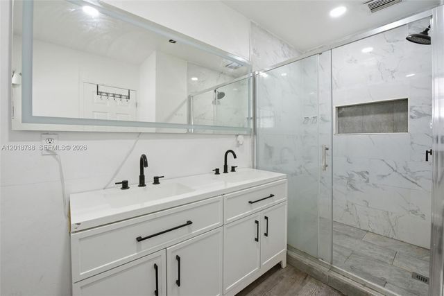 4621 SW 31st Dr, West Park, FL 33023