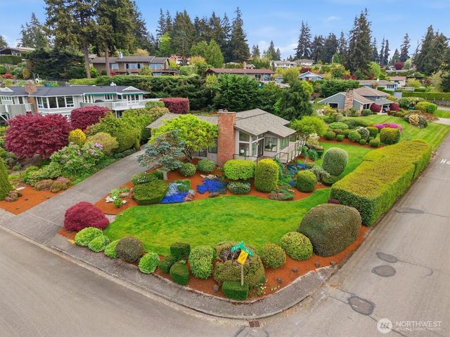 911 S 294th Place, Federal Way, WA 98003