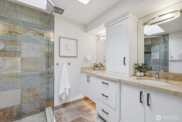 911 S 294th Place, Federal Way, WA 98003