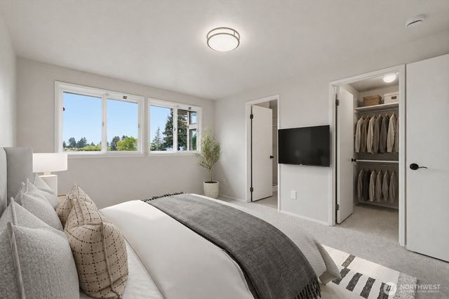 911 S 294th Place, Federal Way, WA 98003