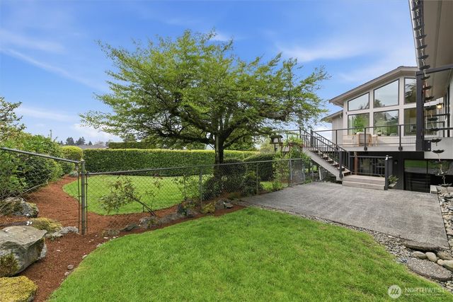 911 S 294th Place, Federal Way, WA 98003