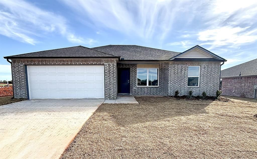 600 Hillsboro Drive, Noble, OK 73068