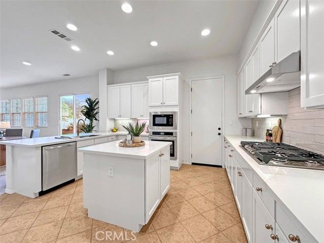 26273 Mission, Loma Linda, CA 92354