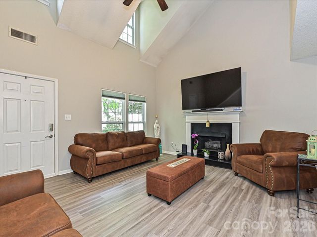 9207 Kimmel Lane, Charlotte, NC 28216
