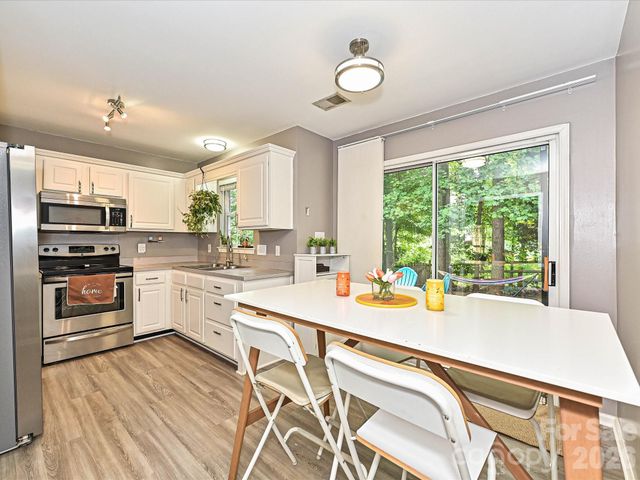 9207 Kimmel Lane, Charlotte, NC 28216