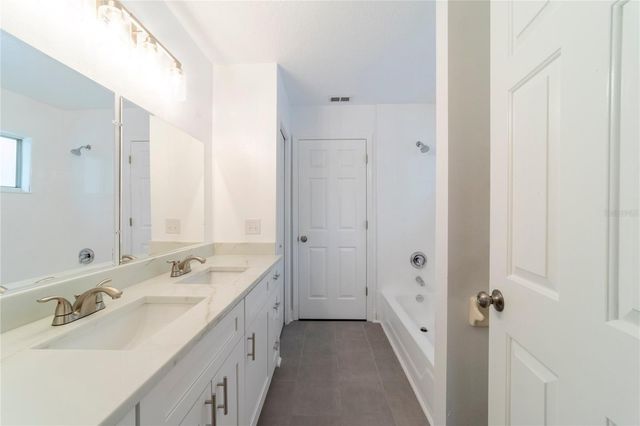 499 JULIAN LANE, Maitland, FL 32751