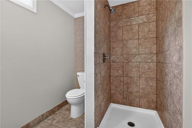 4735 Summit Court, Shawnee, KS 66216
