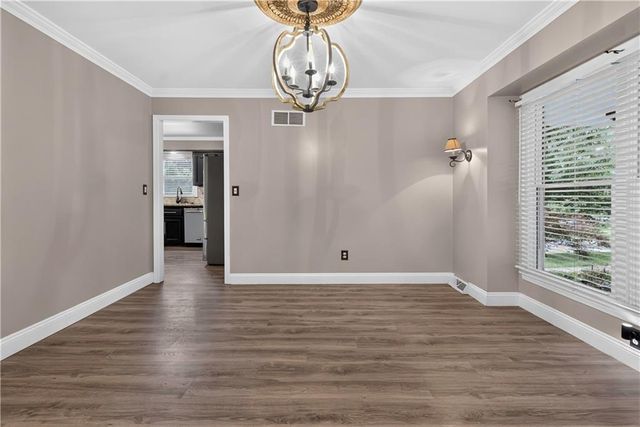 4735 Summit Court, Shawnee, KS 66216
