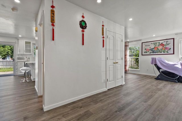 9442 73rd STREET, Kenosha, WI 53142