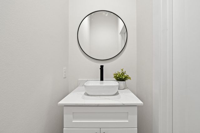 2309 Montopolis DR 4, Austin, TX 78741