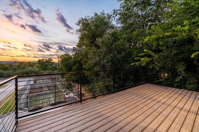 2309 Montopolis DR 4, Austin, TX 78741