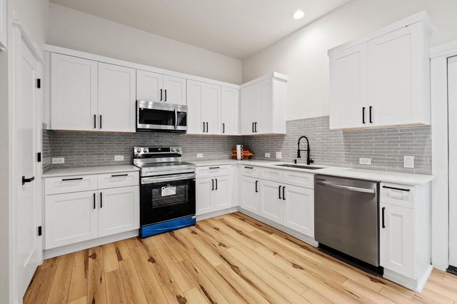 2309 Montopolis DR 4, Austin, TX 78741